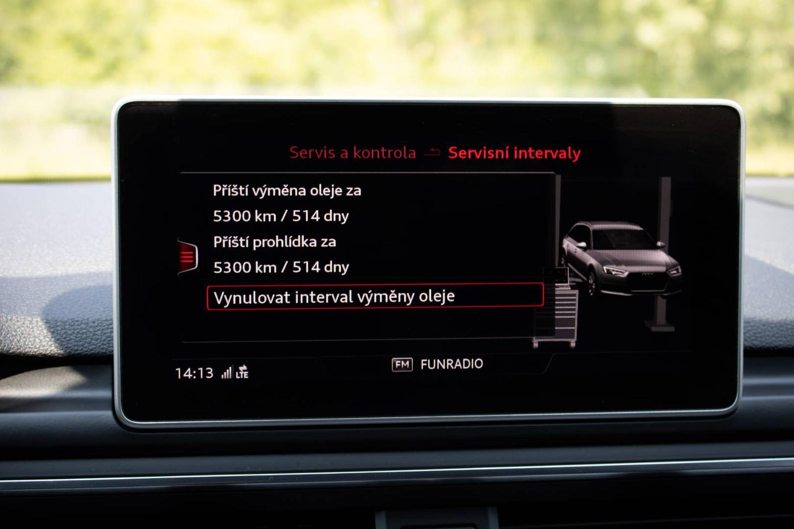 Audi A4 Avant 3.0 TDI V6 Quattro 3x Sline, Virtual cockpit, el. ťažné