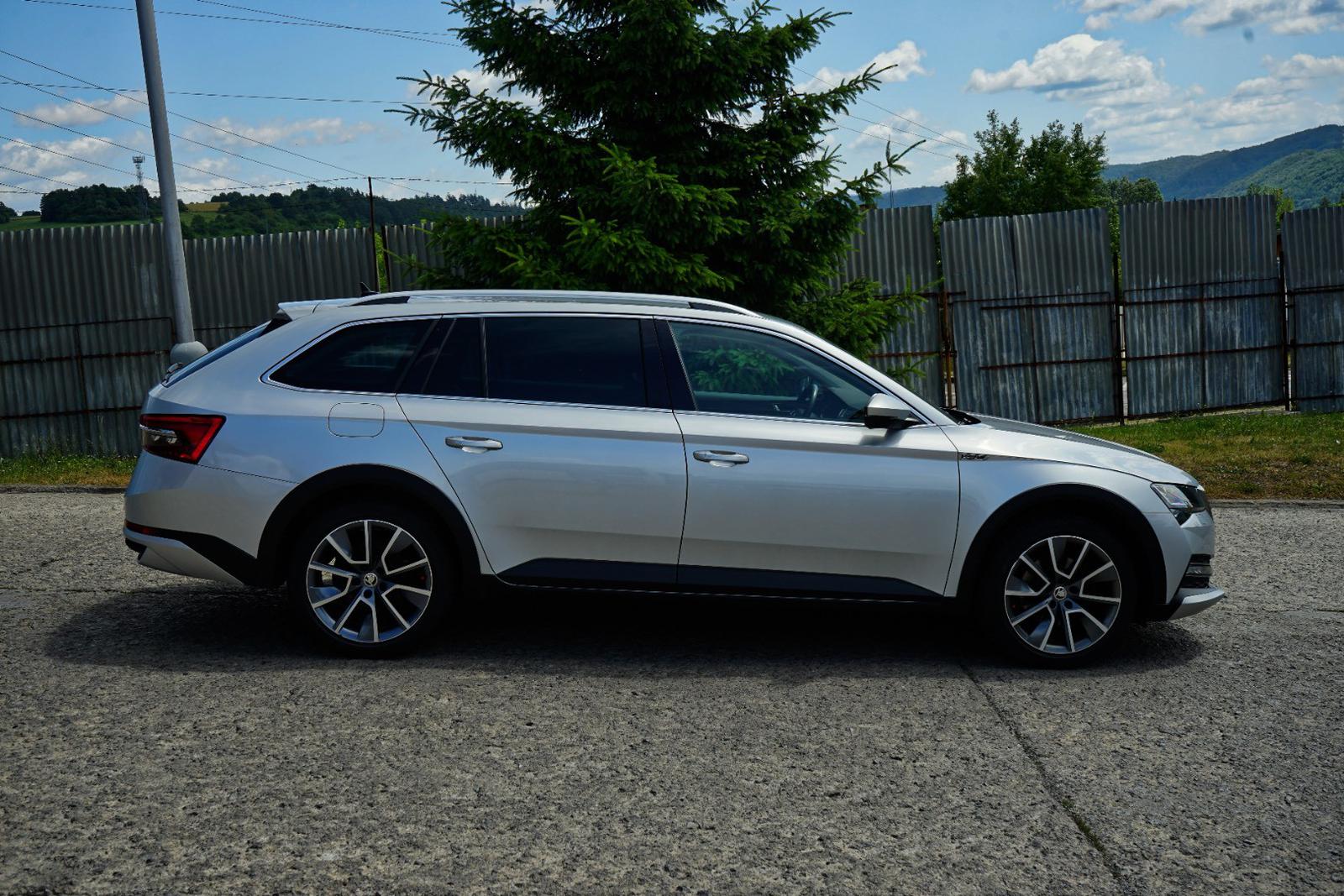Škoda Superb Combi 2.0 TDI SCR Scout 4x4 DSG