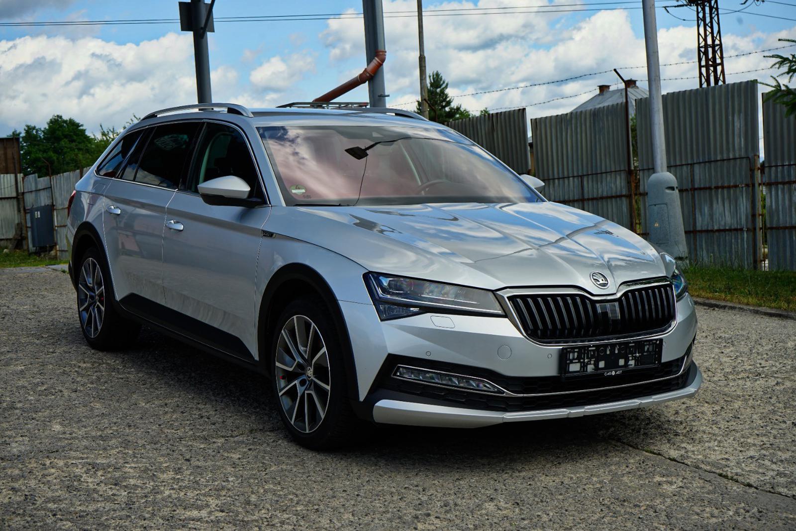 Škoda Superb Combi 2.0 TDI SCR Scout 4x4 DSG