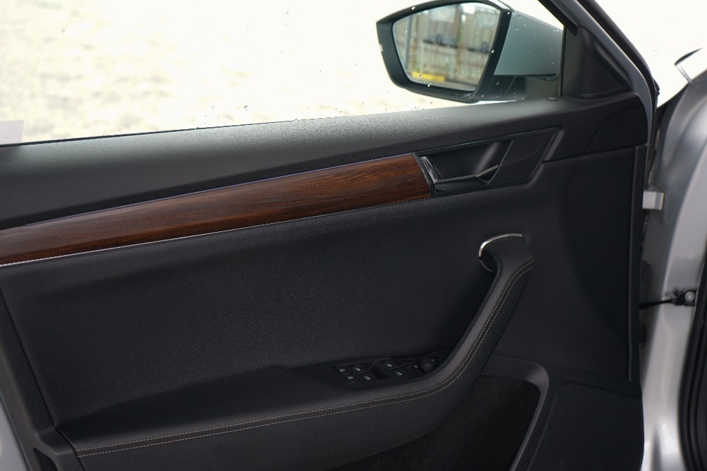 Škoda Superb Combi 2.0 TDI SCR Scout 4x4 DSG