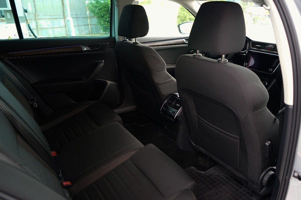 Škoda Superb Combi 2.0 TDI SCR Scout 4x4 DSG