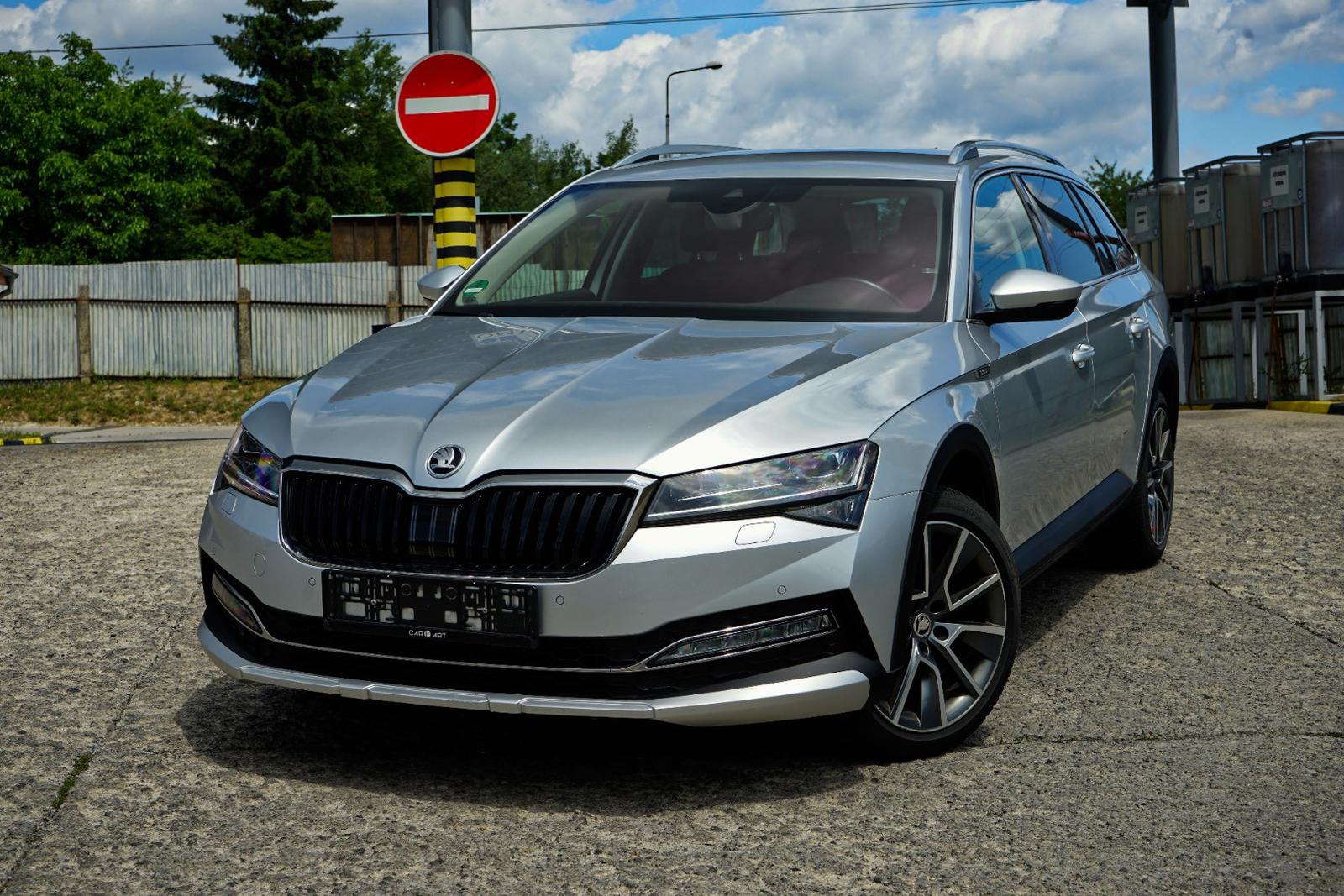 Škoda Superb Combi 2.0 TDI SCR Scout 4x4 DSG
