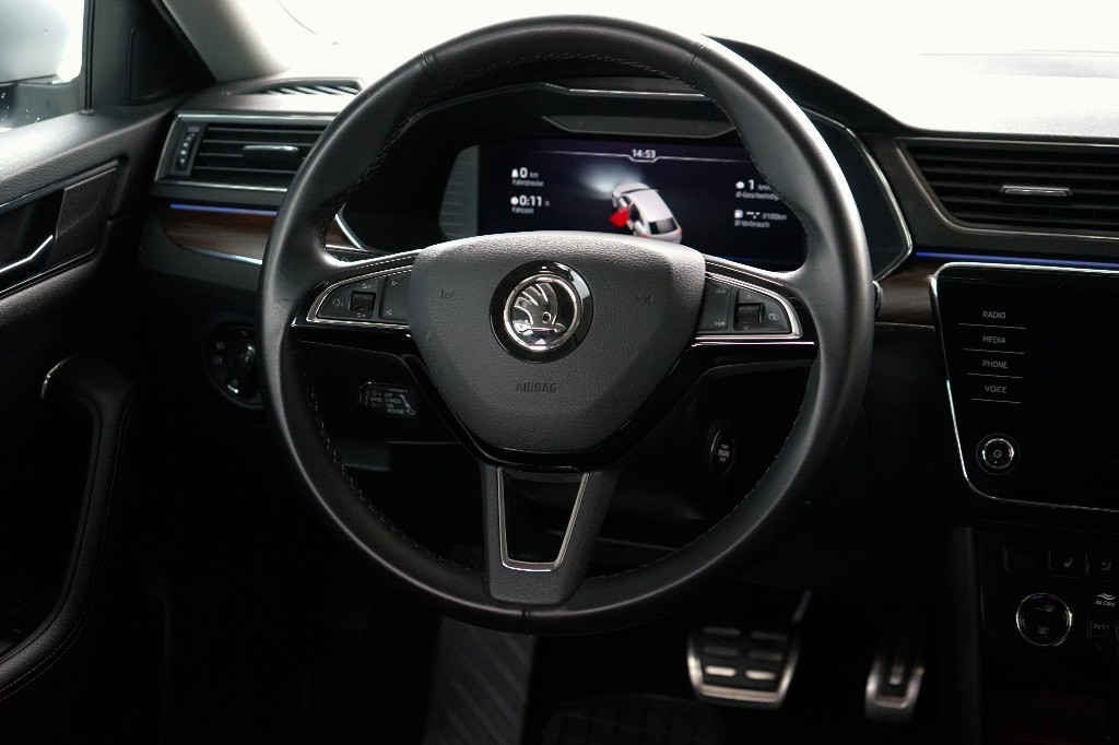 Škoda Superb Combi 2.0 TDI SCR Scout 4x4 DSG