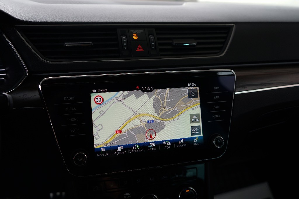 Škoda Superb Combi 2.0 TDI SCR Scout 4x4 DSG