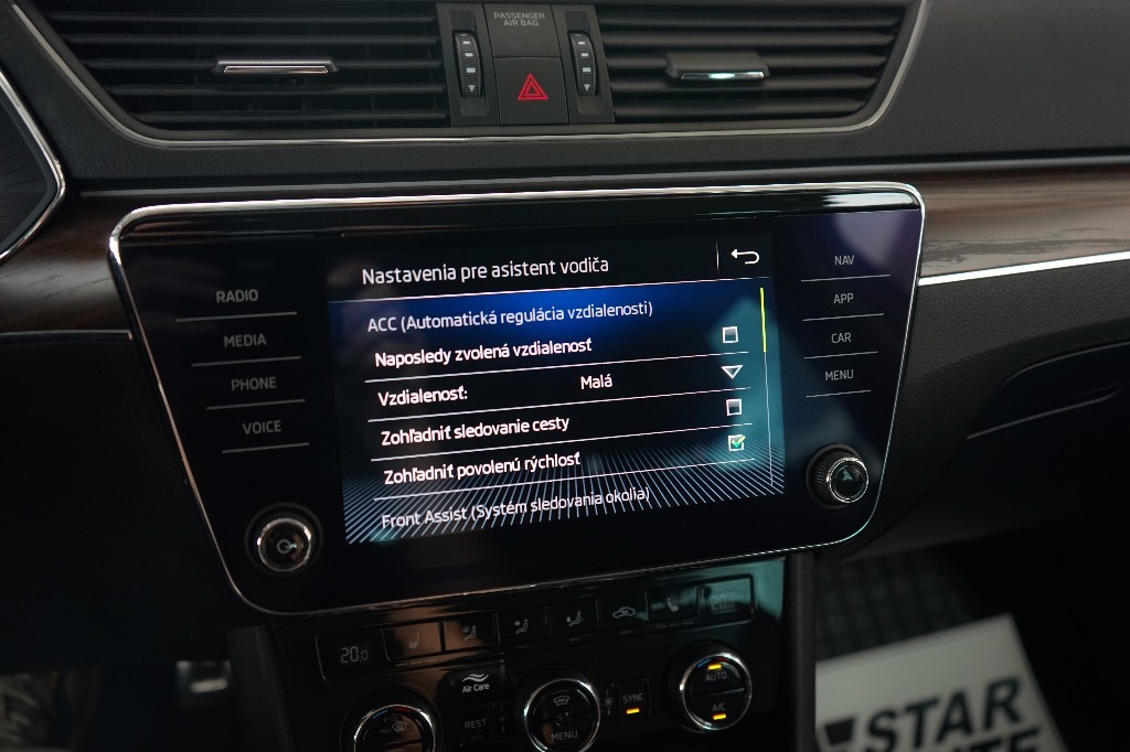 Škoda Superb Combi 2.0 TDI SCR Scout 4x4 DSG