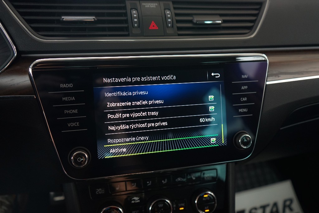 Škoda Superb Combi 2.0 TDI SCR Scout 4x4 DSG