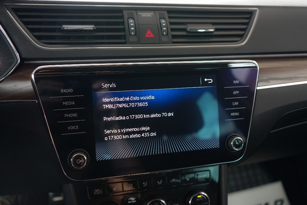 Škoda Superb Combi 2.0 TDI SCR Scout 4x4 DSG