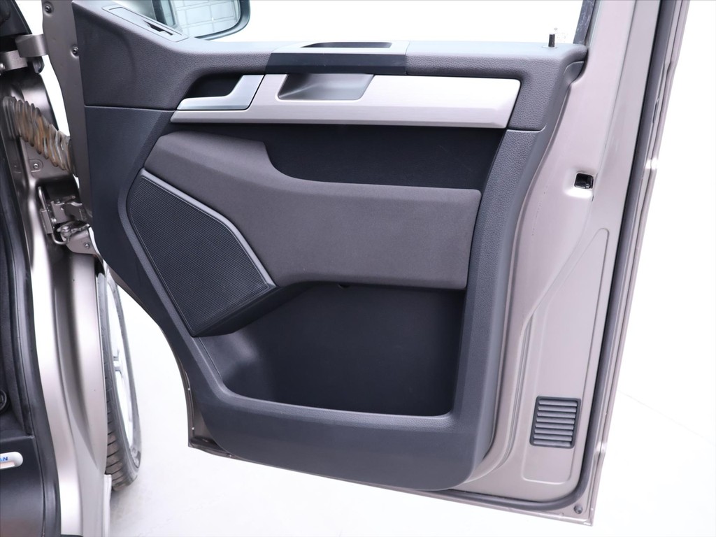 Volkswagen T6 Multivan 2.0 TDi DSG 4-Motion