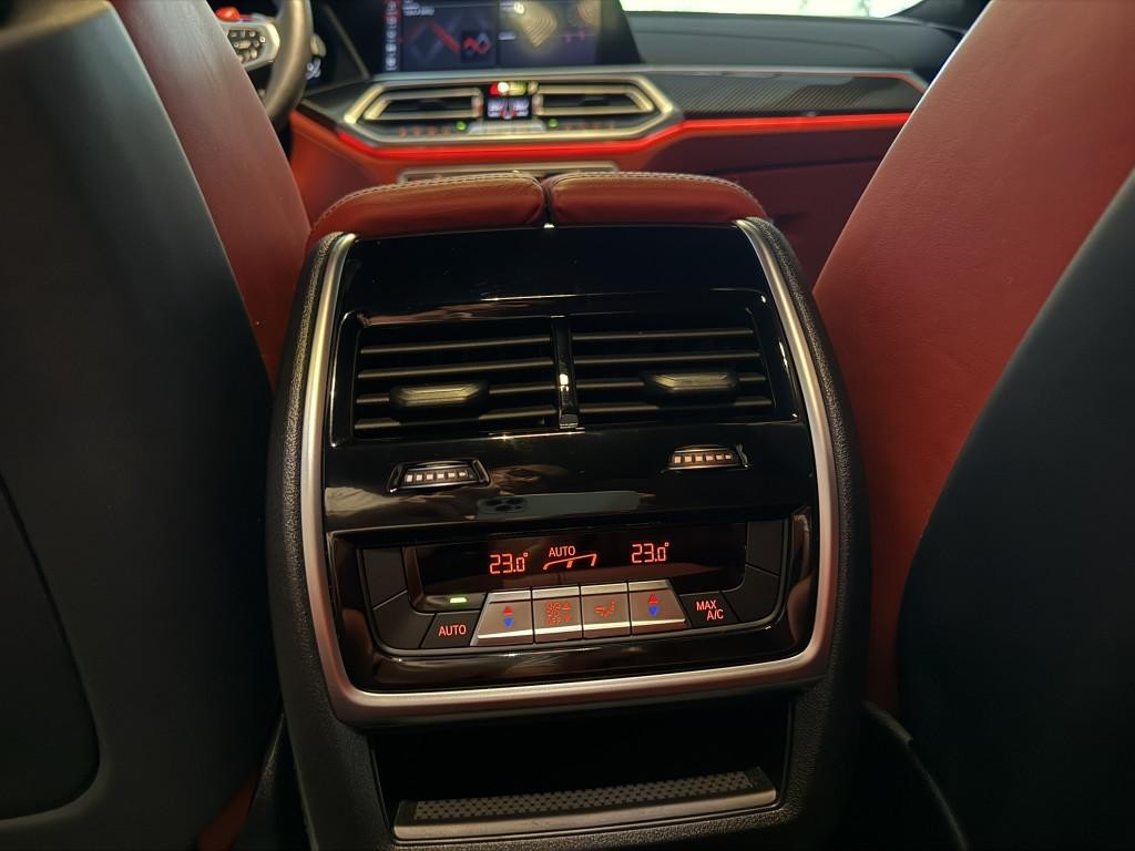 BMW X6 M SUV 441kw Automat