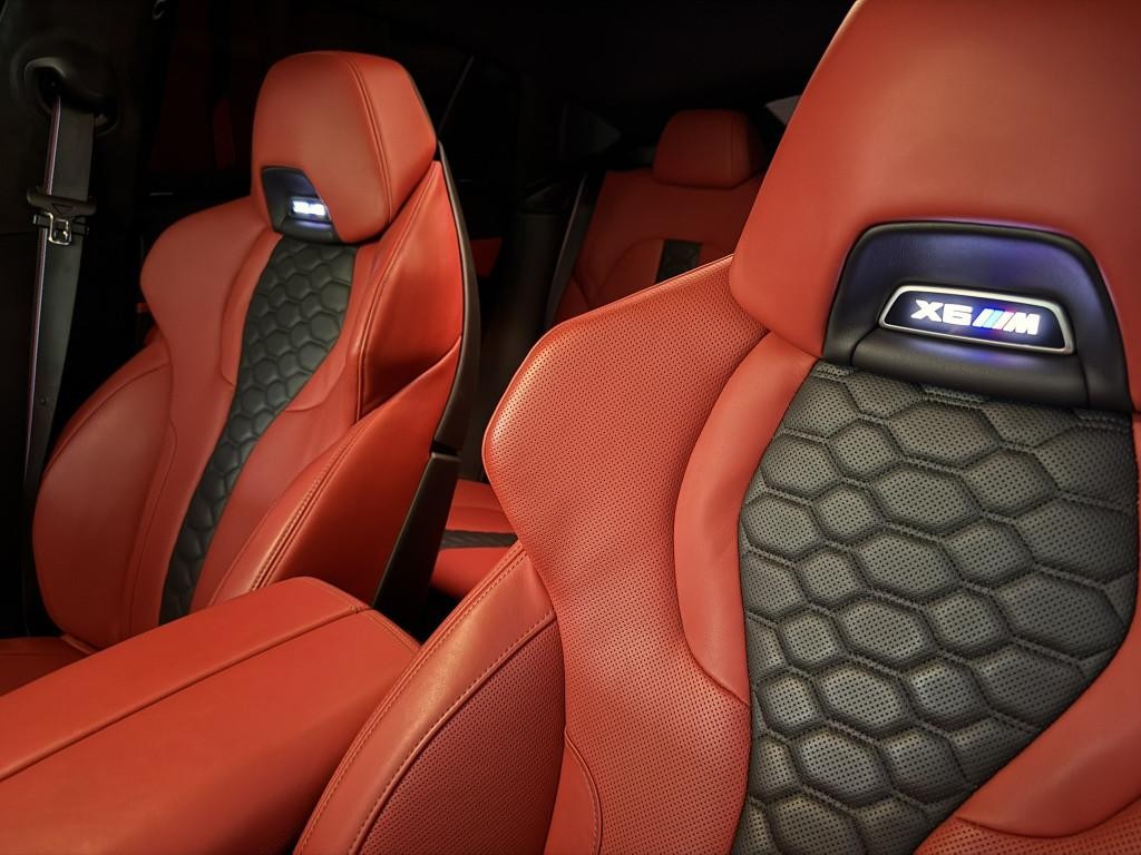 BMW X6 M SUV 441kw Automat