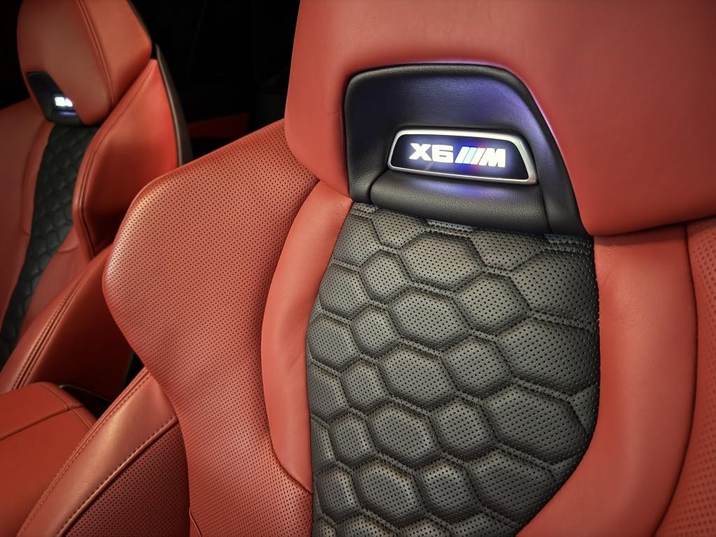 BMW X6 M SUV 441kw Automat