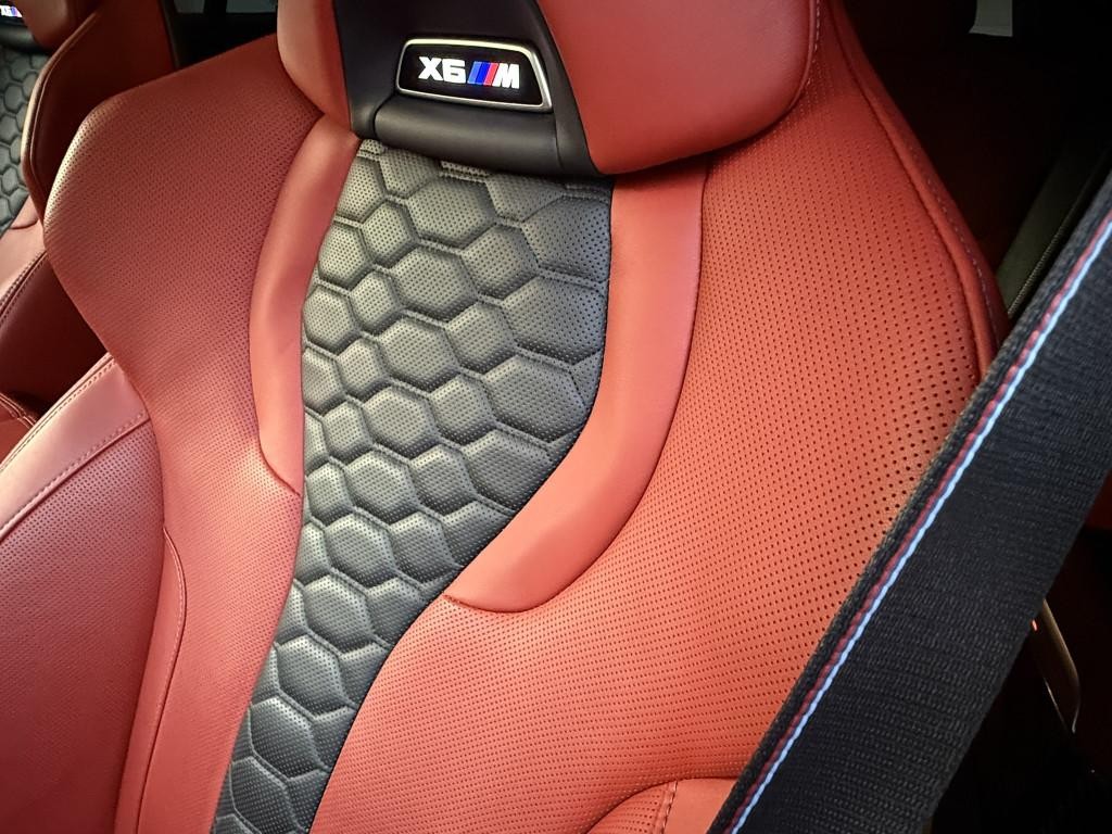 BMW X6 M SUV 441kw Automat