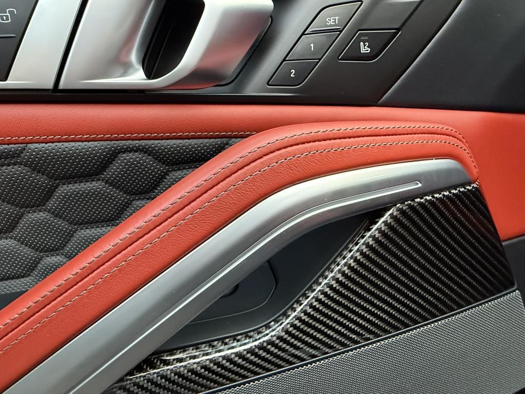 BMW X6 M SUV 441kw Automat