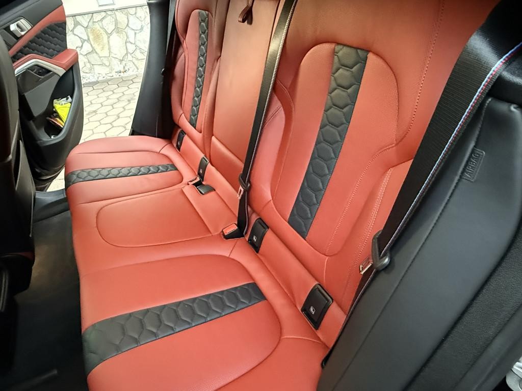 BMW X6 M SUV 441kw Automat