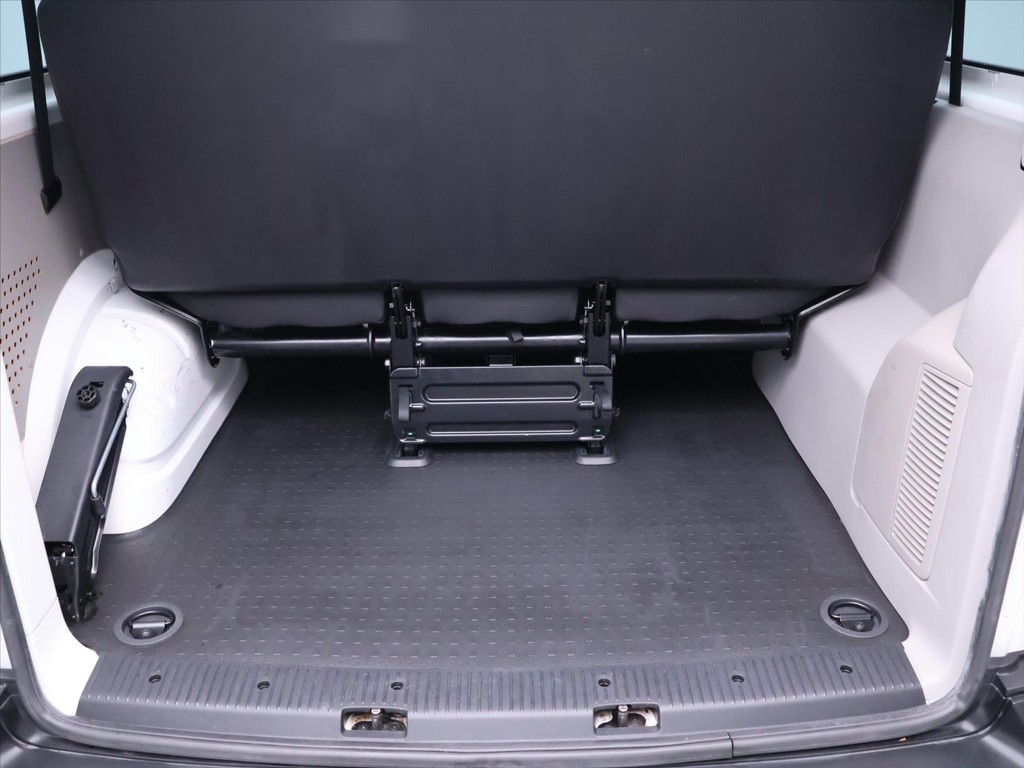 Volkswagen T6 Transporter 2.0 TDi 4M