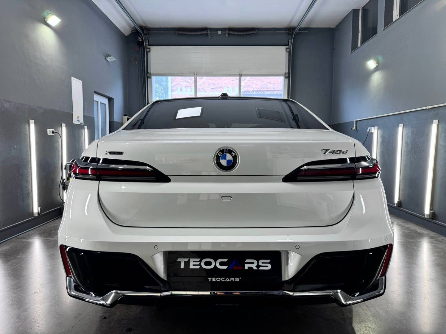 BMW Rad 7 740d Xdrive M-SPORT