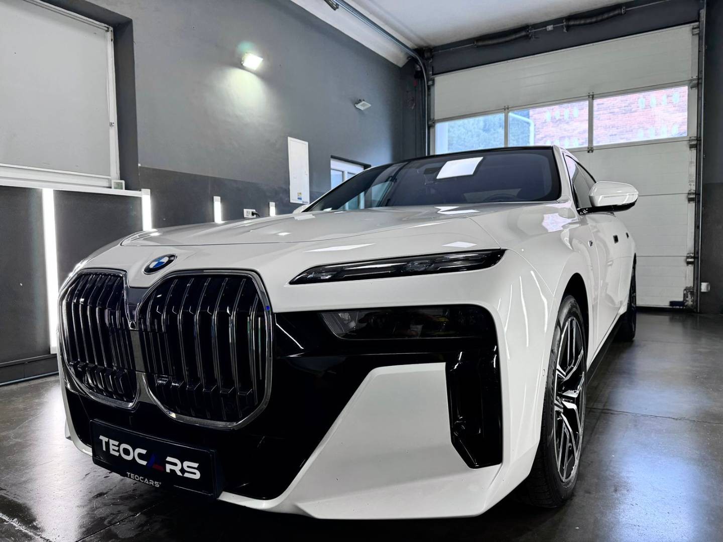 BMW Rad 7 740d Xdrive M-SPORT