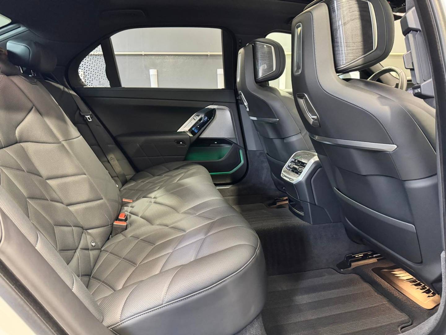 BMW Rad 7 740d Xdrive M-SPORT