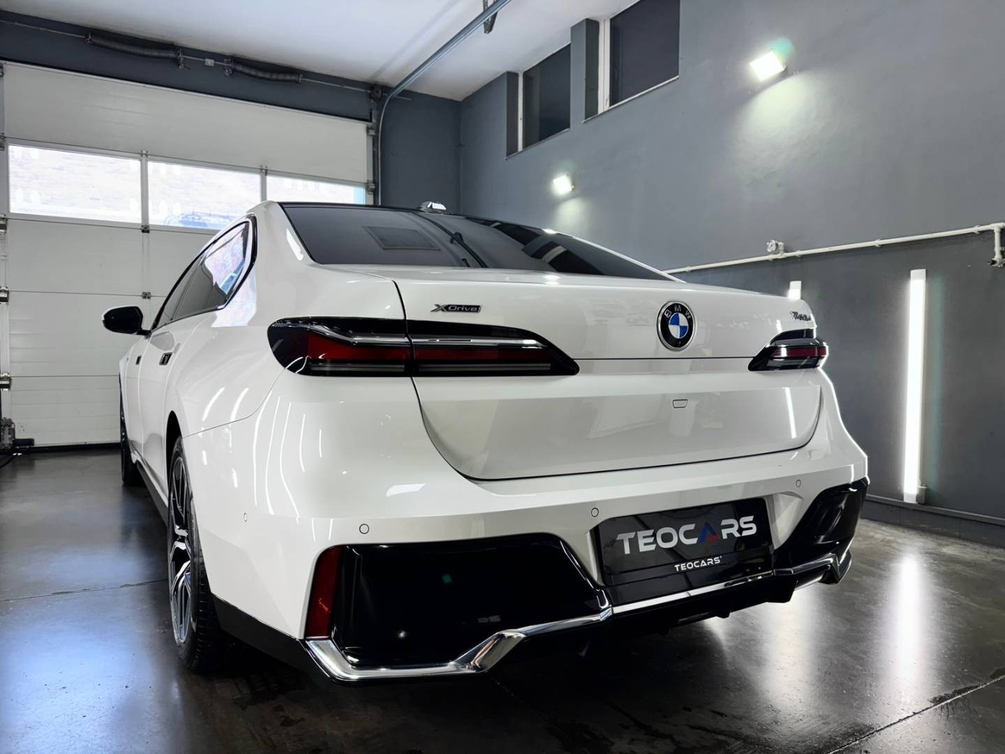 BMW Rad 7 740d Xdrive M-SPORT