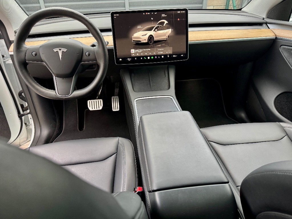 Tesla Model Y 75kWh Performance AWD