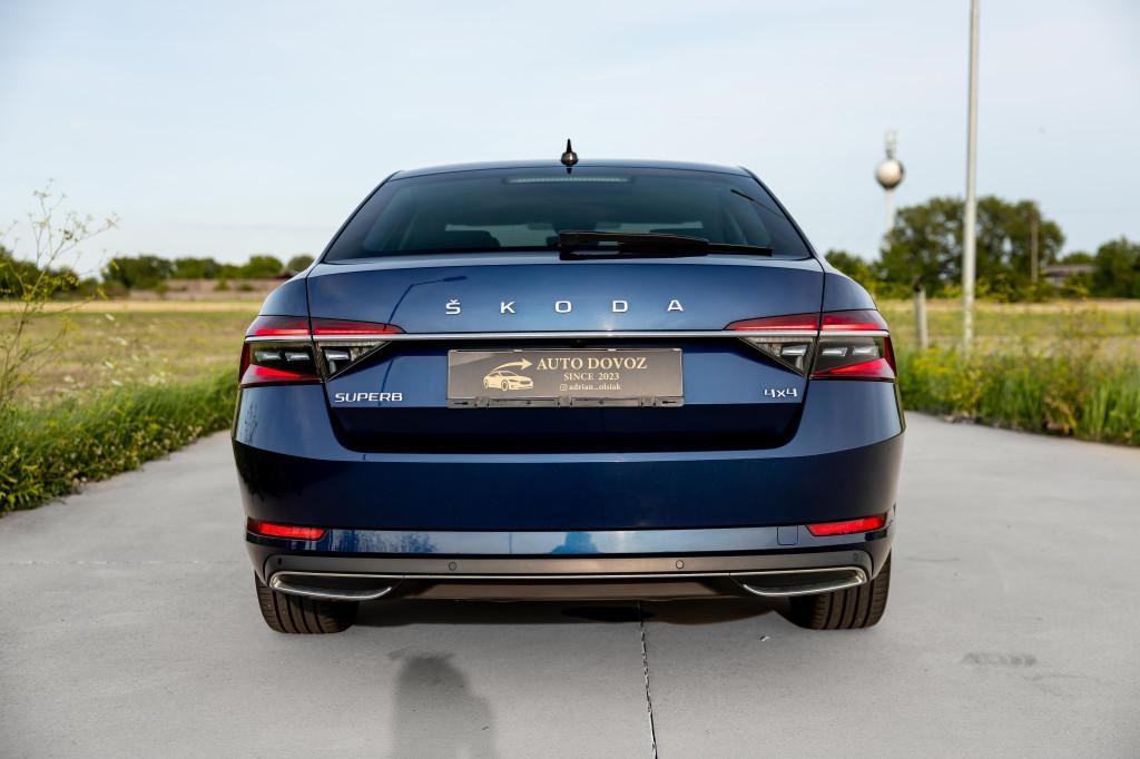 Škoda Superb 2.0 TDI SCR L&K 4x4 DSG sedan