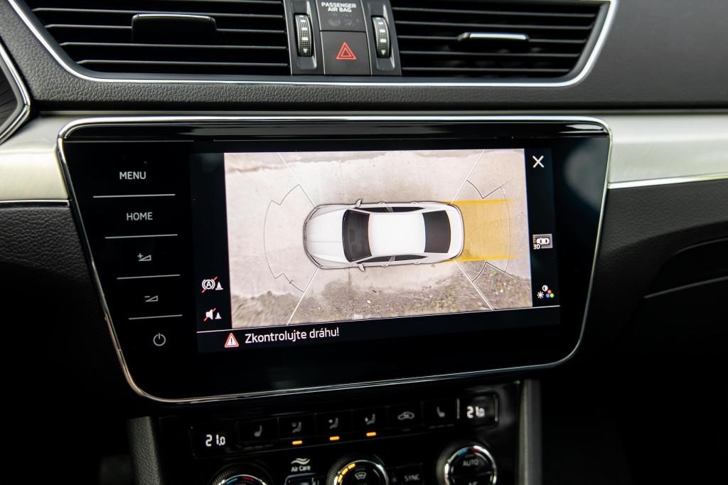 Škoda Superb 2.0 TDI SCR L&K 4x4 DSG sedan