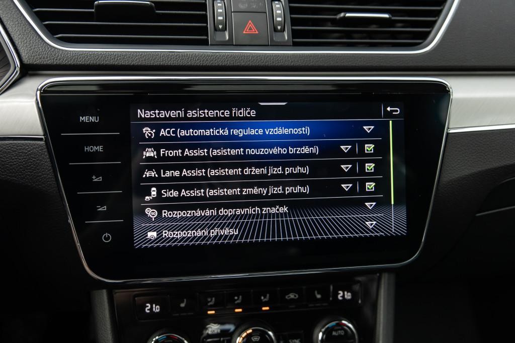 Škoda Superb 2.0 TDI SCR L&K 4x4 DSG sedan