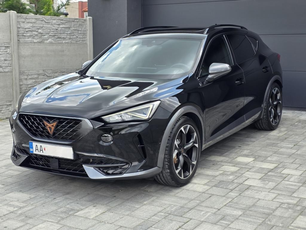 Cupra Formentor 2.0 TSI 451k 4Drive DSG Veloz