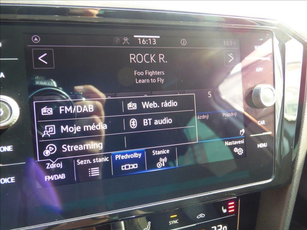 Volkswagen Passat Variant 2, 0 TDI DSG, LED, Navigace, Digi Klima, VW servis  Business