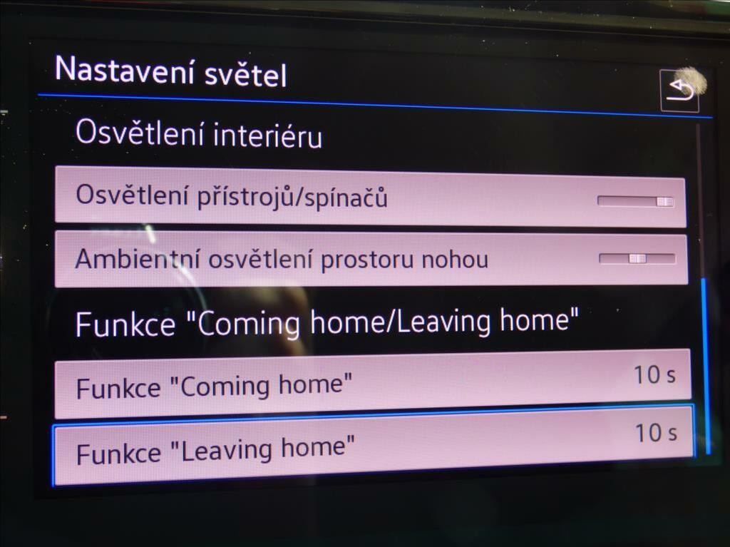 Volkswagen Passat Variant 2, 0 TDI DSG, LED, Navigace, Digi Klima, VW servis  Business
