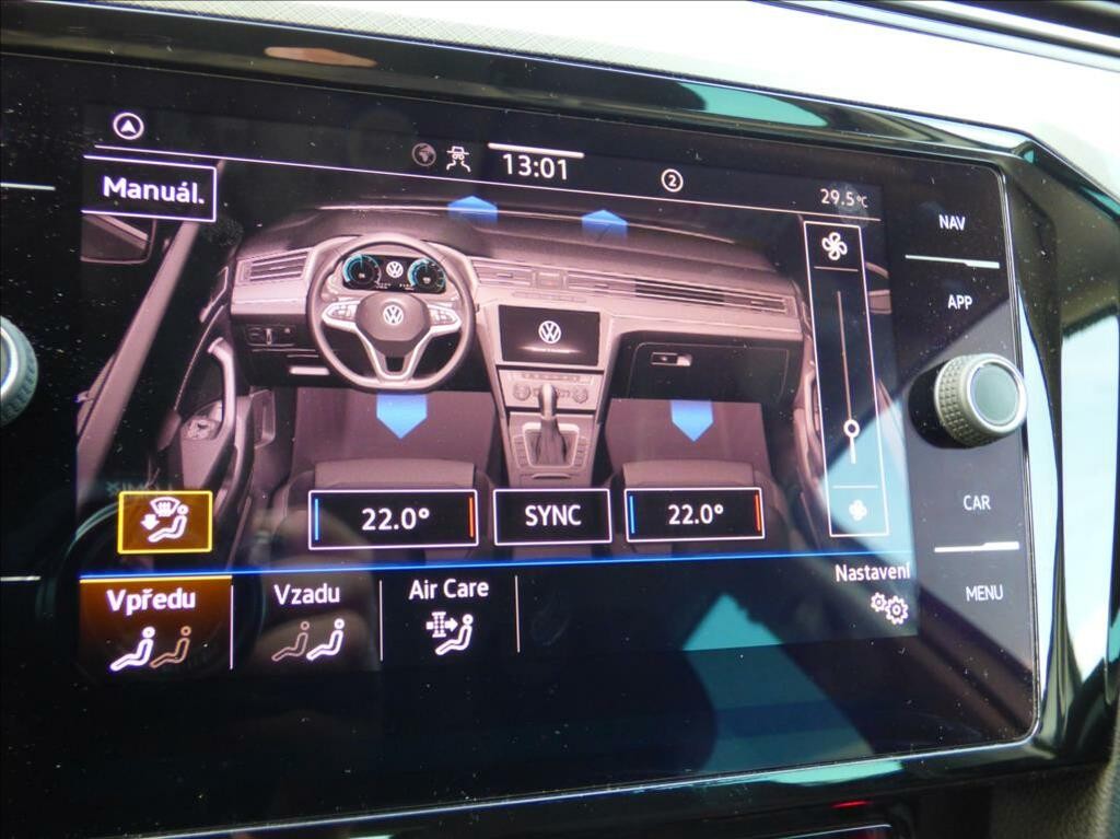 Volkswagen Passat Variant 2, 0 TDI DSG, LED, Navigace, Digi Klima, VW servis  Business
