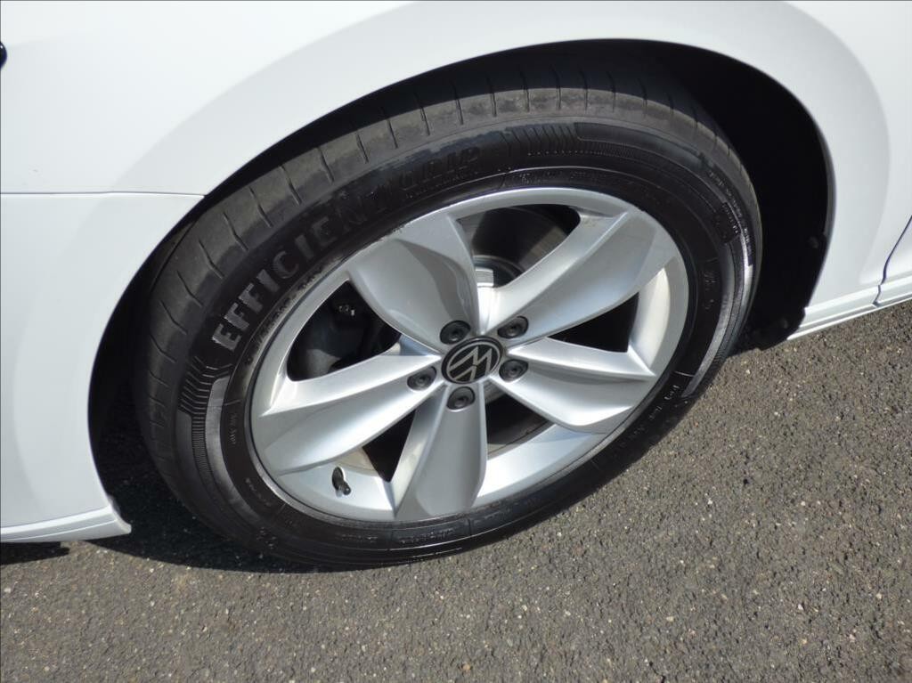 Volkswagen Passat Variant 2, 0 TDI DSG, LED, Navigace, Digi Klima, VW servis  Business