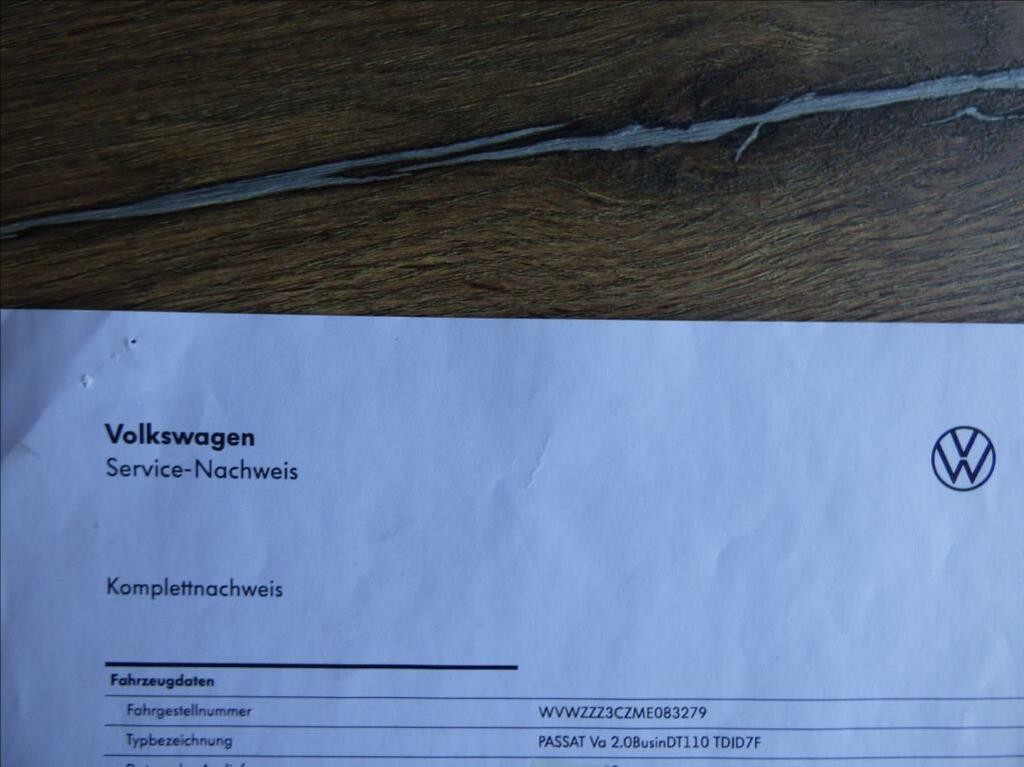 Volkswagen Passat Variant 2, 0 TDI DSG, LED, Navigace, Digi Klima, VW servis  Business
