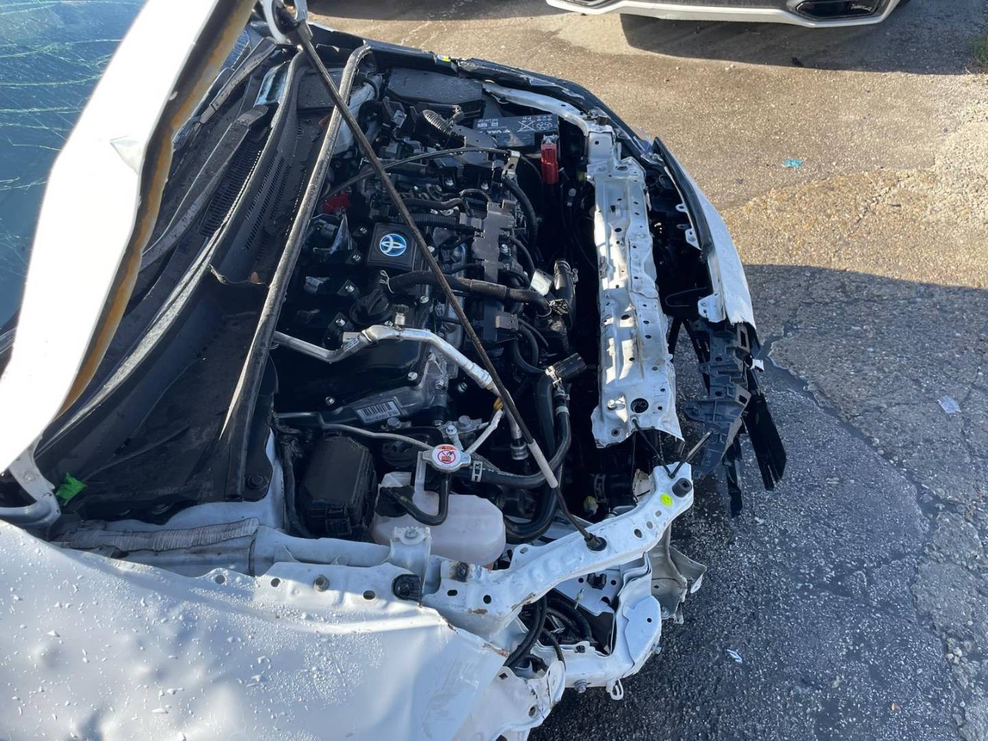 Toyota Corolla Combi 1.8i hybrid 72kw A1