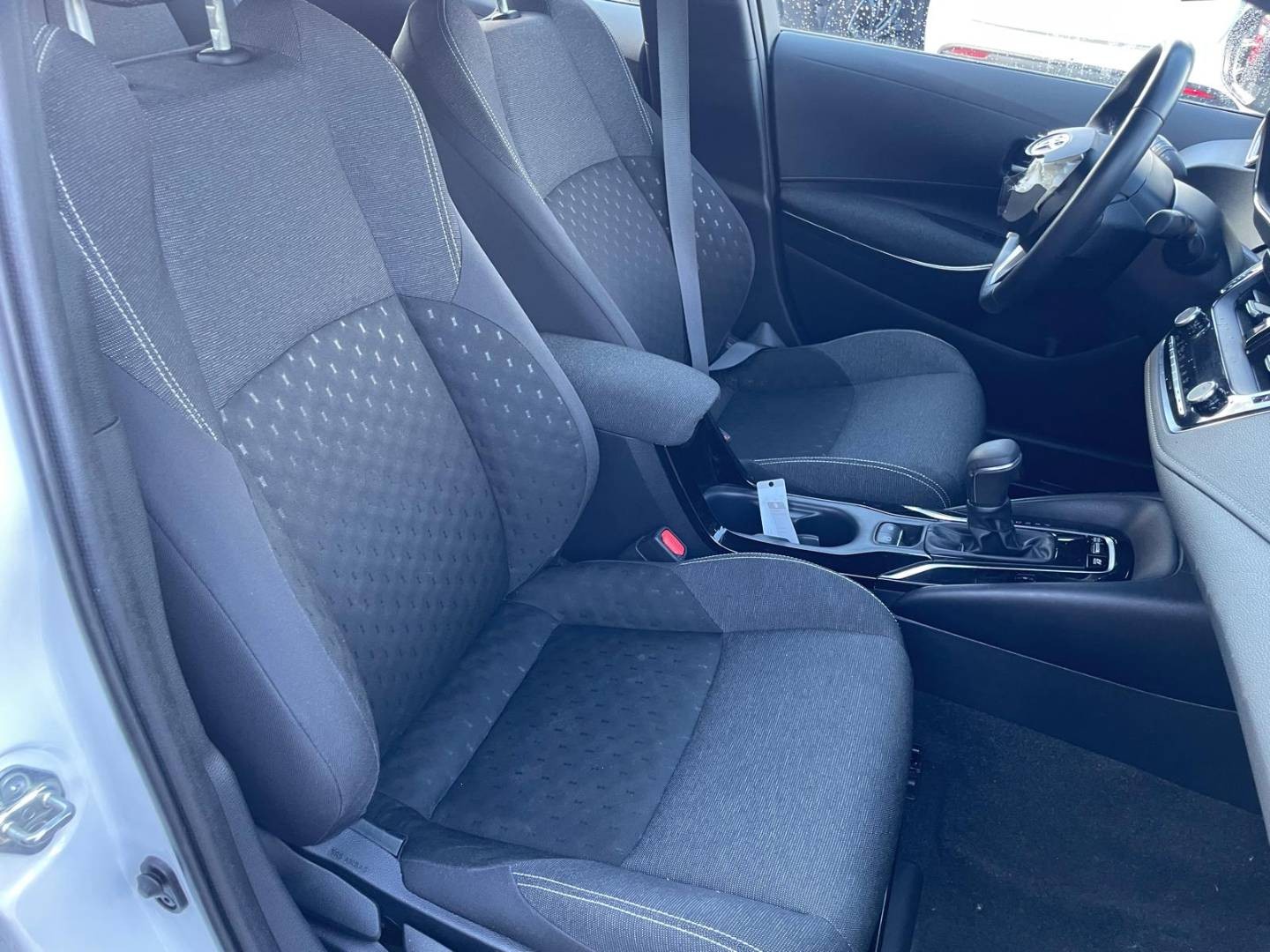 Toyota Corolla Combi 1.8i hybrid 72kw A1