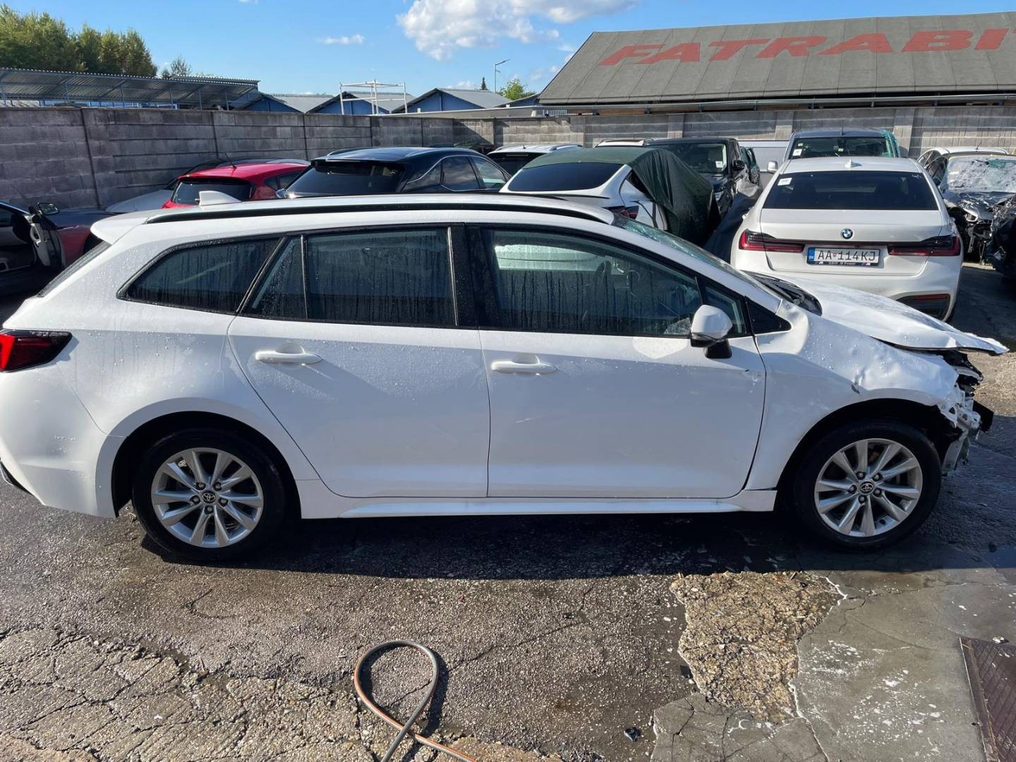 Toyota Corolla Combi 1.8i hybrid 72kw A1