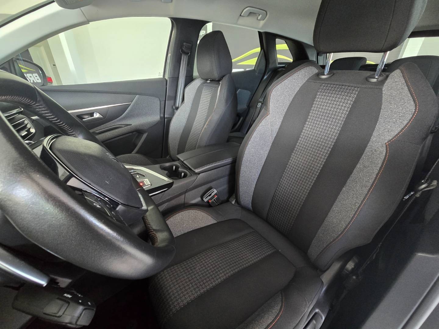 Peugeot 3008 1.5 Blue HDi 130k Allure A/T