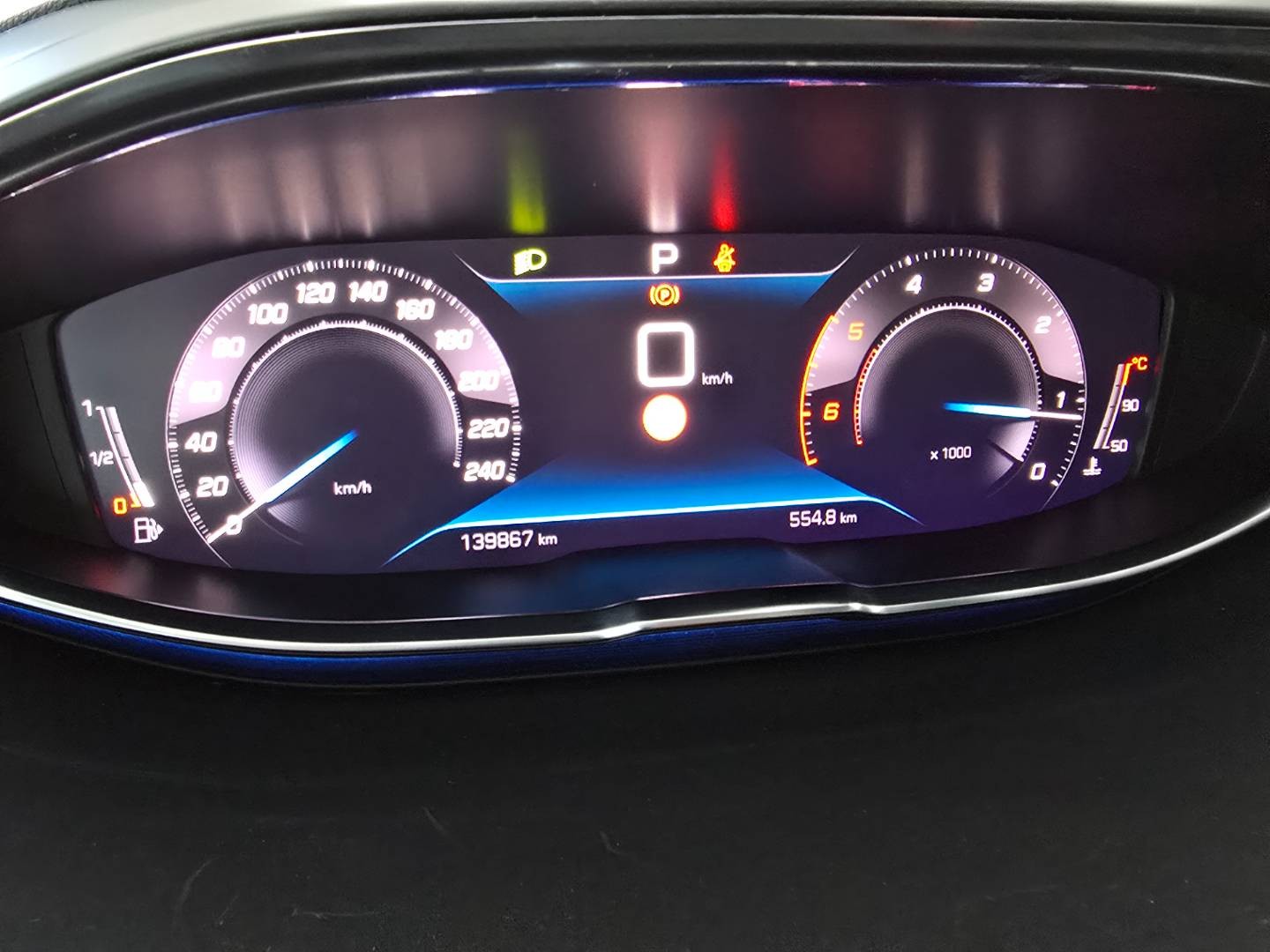 Peugeot 3008 1.5 Blue HDi 130k Allure A/T