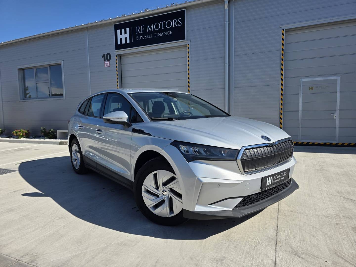 Škoda Enyaq 50, nové vozidlo, v záruke do 9/27