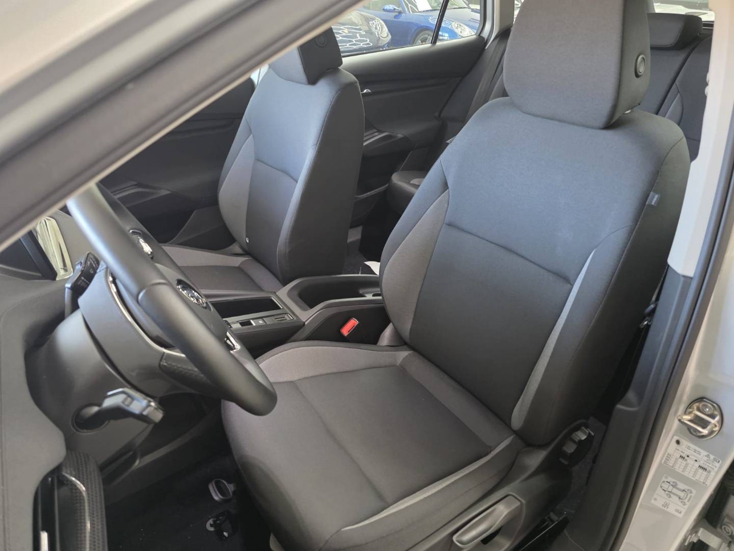 Škoda Enyaq 50, nové vozidlo, v záruke do 9/27