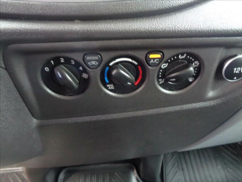 Ford Transit 2, 0 TDCI  L3H2 6MÍST KLIMA