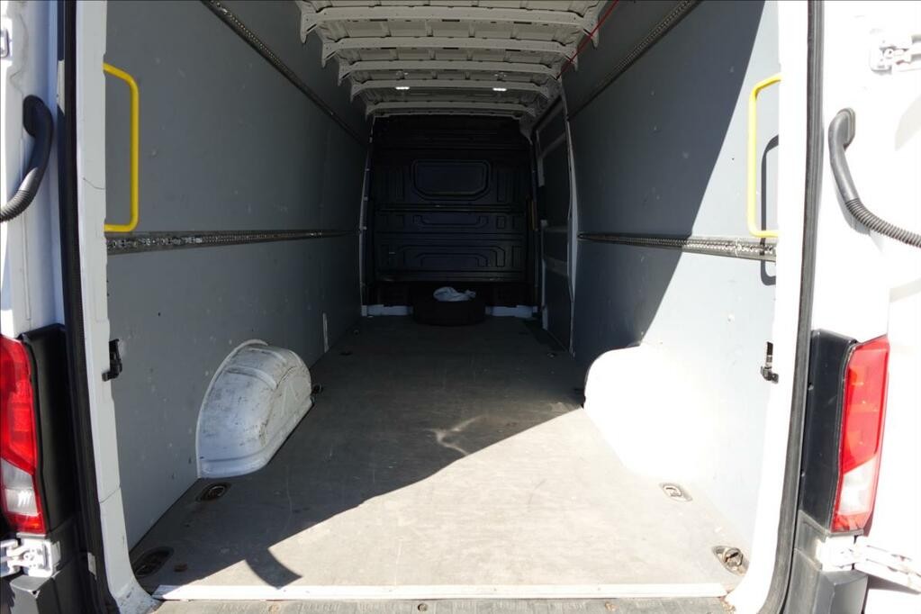 Volkswagen Crafter 2, 0 TDi  MAXI KLIMA