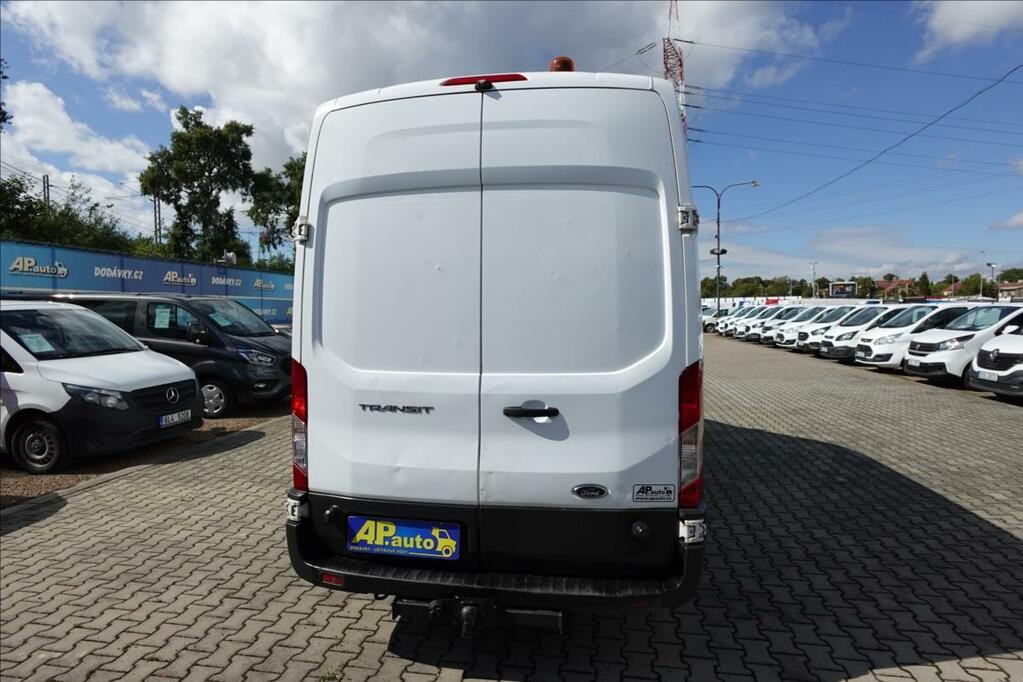 Ford Transit 2, 2 TDCi  L4 JUMBO 7MÍST KLIMA