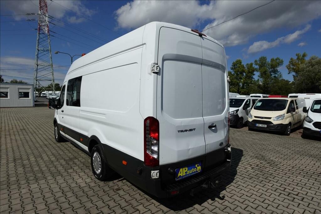 Ford Transit 2, 2 TDCi  L4 JUMBO 7MÍST KLIMA