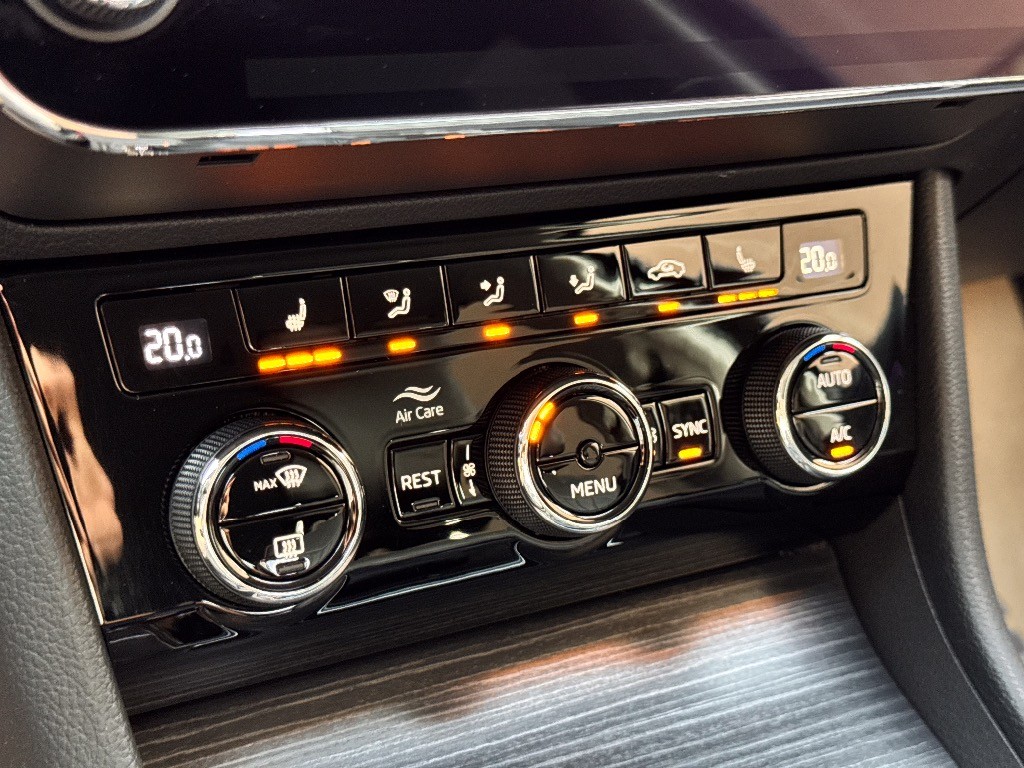 Škoda Superb Combi 2.0 TDI SCR Style DSG