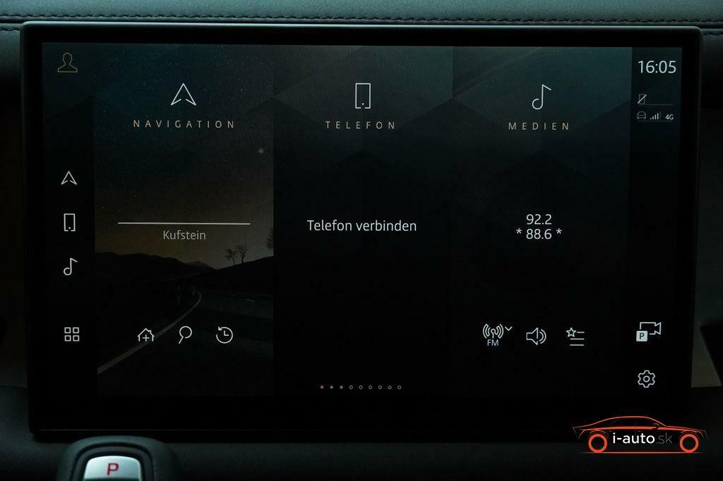 Land Rover Defender 110 Hard Top X-Dynamic SE