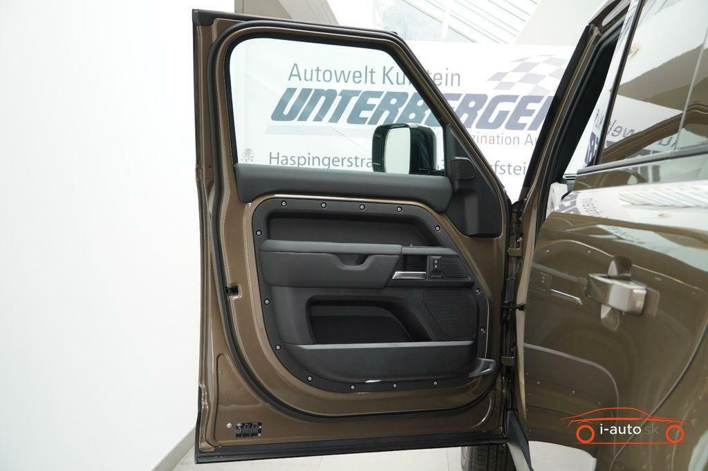 Land Rover Defender 110 Hard Top X-Dynamic SE