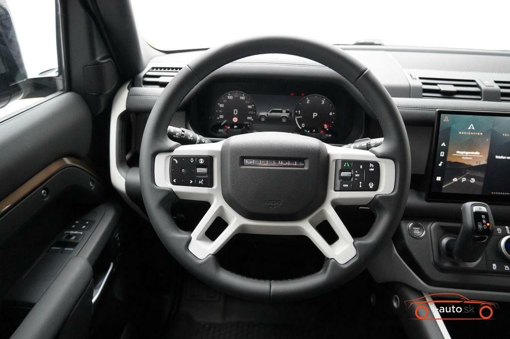 Land Rover Defender 110 Hard Top X-Dynamic SE
