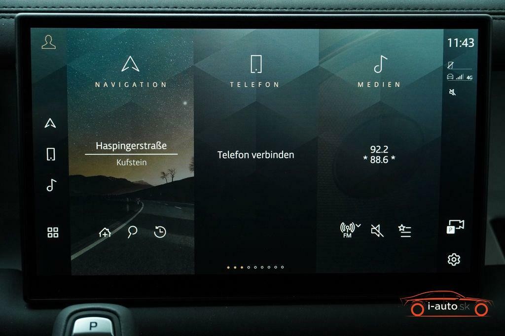 Land Rover Defender 110 Hard Top X-Dynamic SE