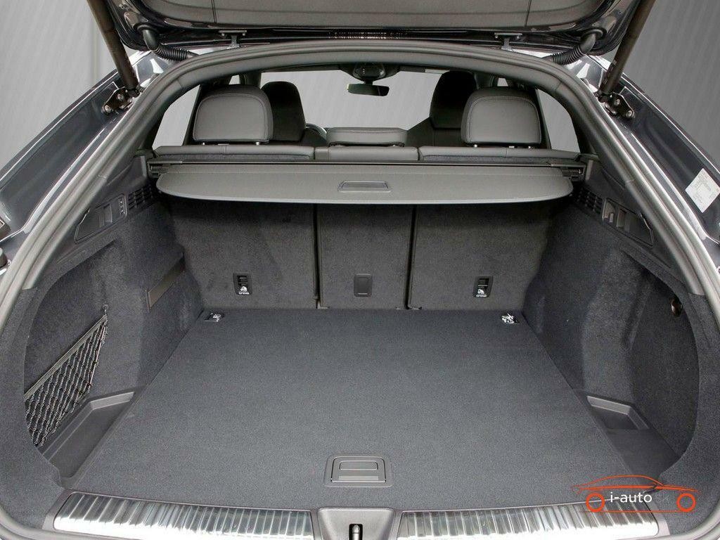 Audi Q5 2.0 TDI quattro Sportback edition one